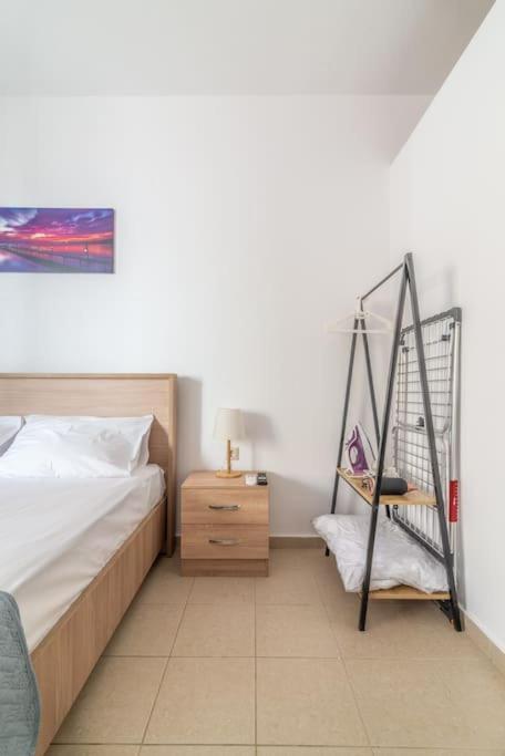 Urban Apt Next University 11 Heraklion  ภายนอก รูปภาพ